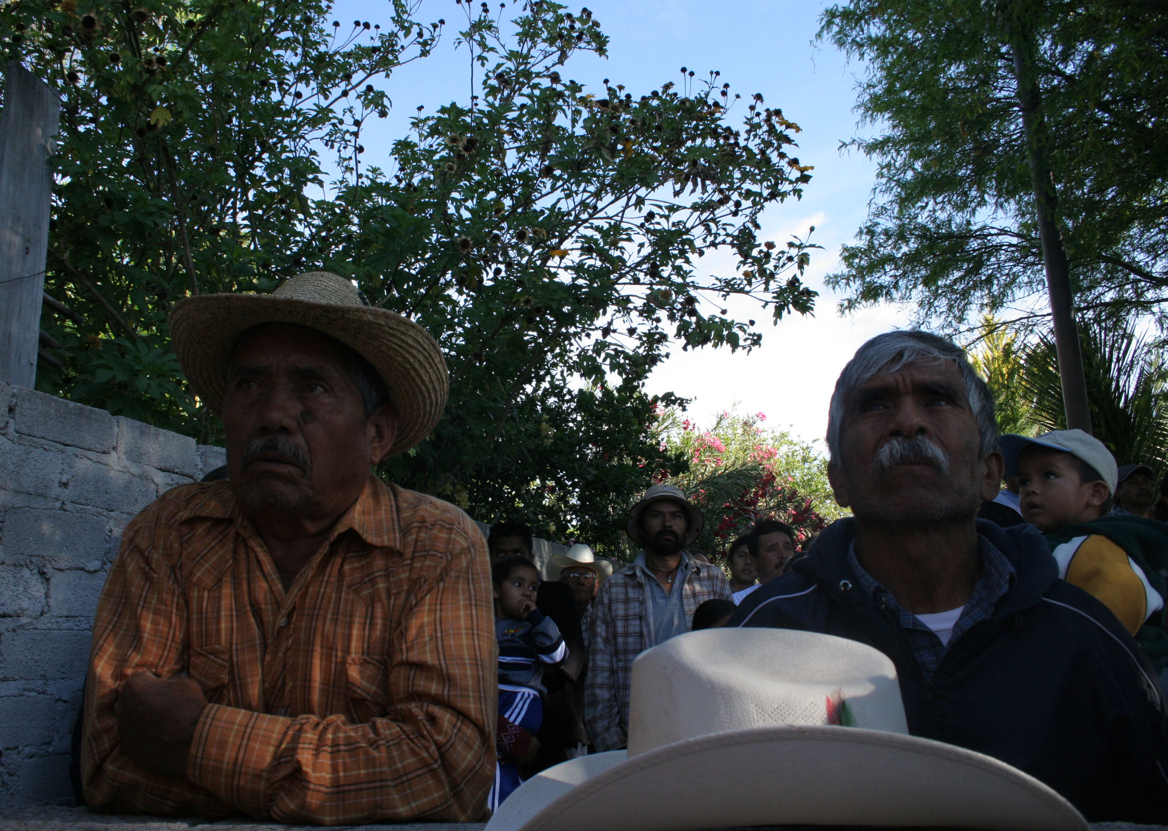 En el Municipio de Tierra Blanca, Guanajuato (11/mar/06) « Enlace Zapatista